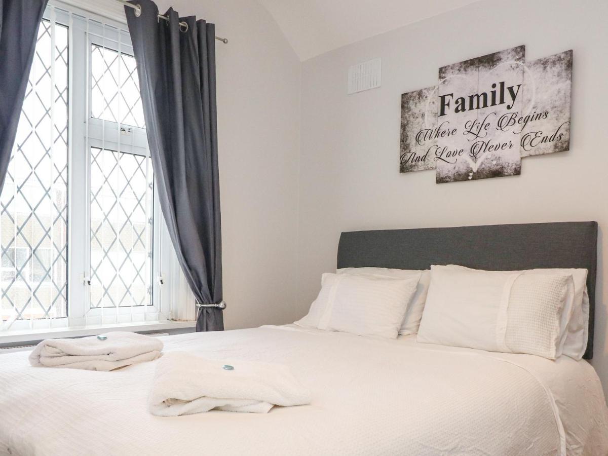 Вилла 37 Nutter Road Кливлис Экстерьер фото